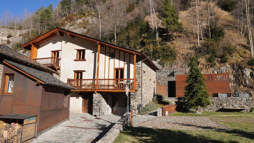 Casa rural para 12 personas, con Balcón y Terraza además de Jardín y Vistas en Vallnord