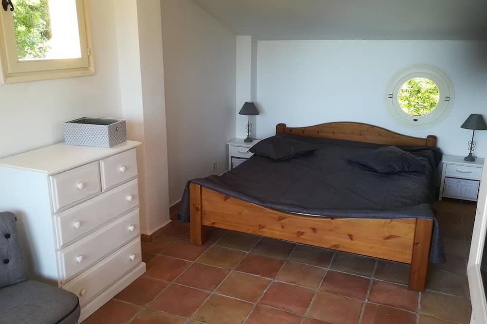 Dolce Vita - Sea view (beach 250 m away) in Rayol-Canadel-sur-Mer, Draguignan Region