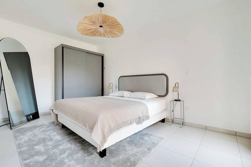 Ganze Wohnung, Elegantes Apartment mit 1–2 Schlafzimmern in der Nähe von Paris und La Défense in Suresnes, Hauts-de-Seine