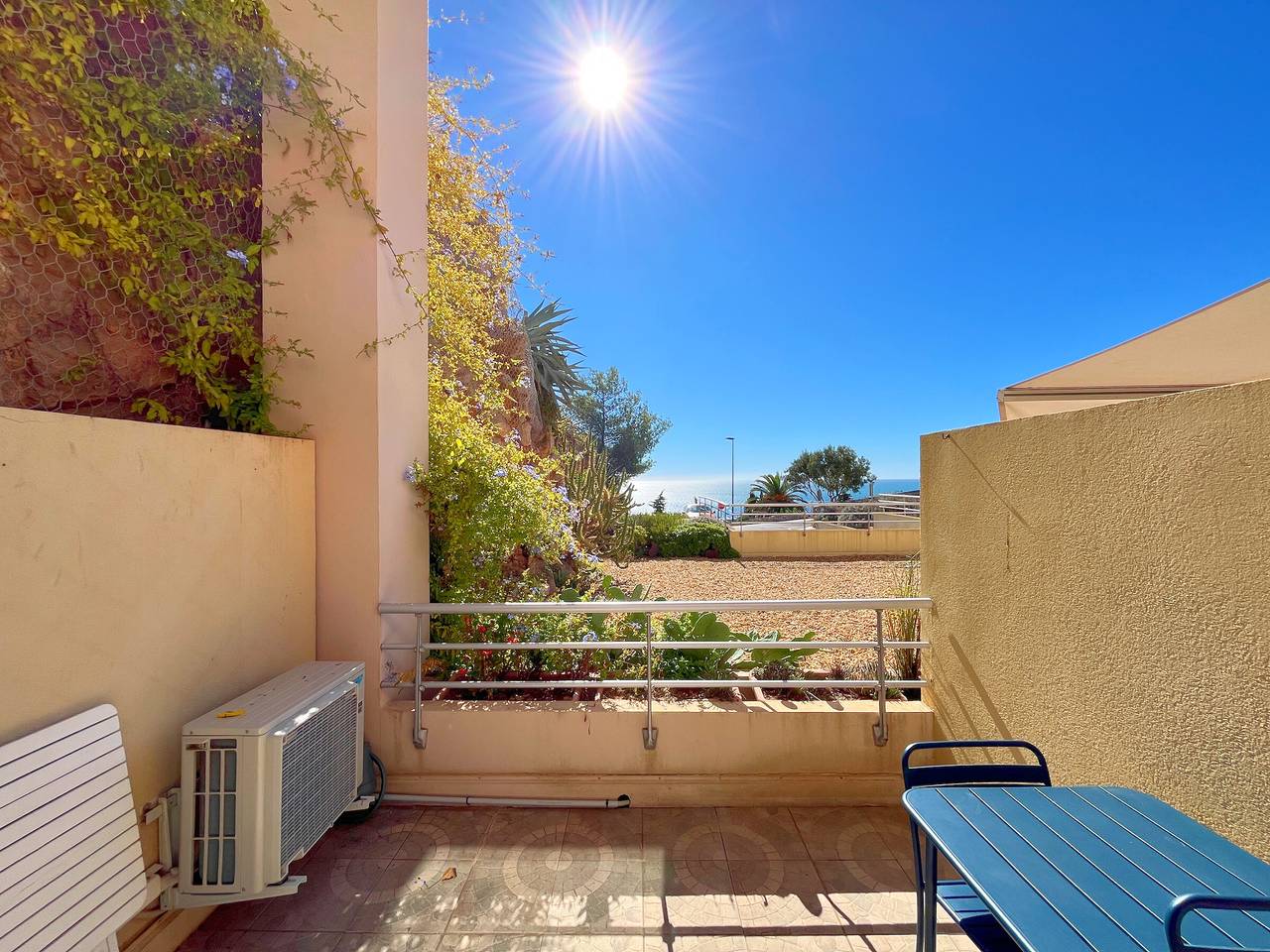 Appartement entier, Appartement moderne avec terrasse à Sète in Sète, Côte d'Améthyste