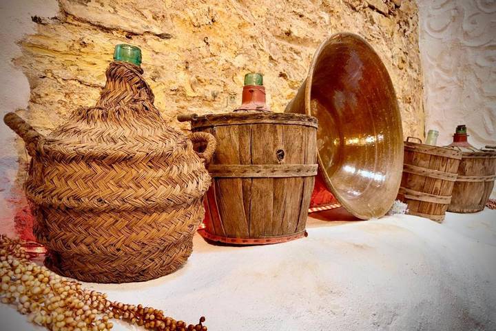 Apartamento para 6 personas, con piscina además de vistas y terraza, Se admiten mascotas en Linares de la Sierra