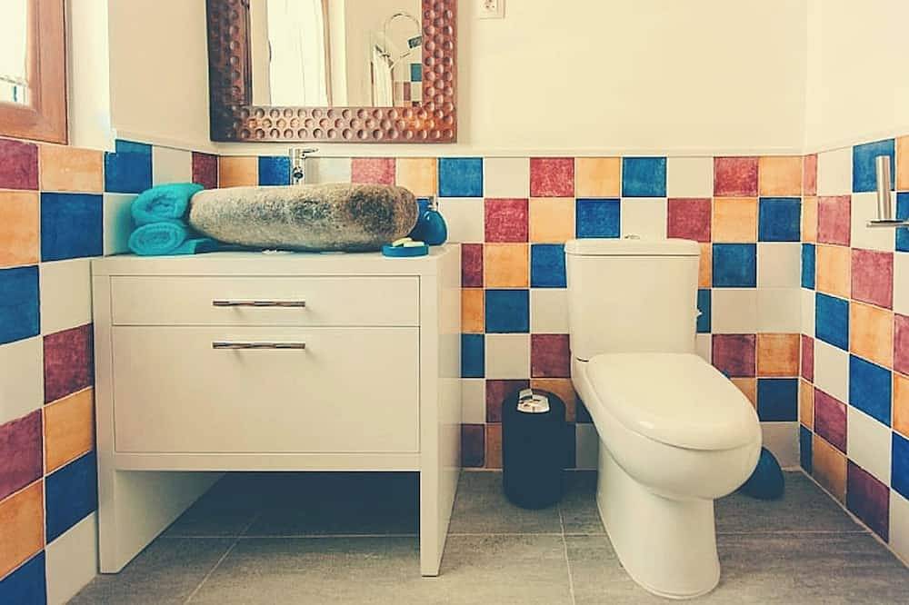 Homerez - Charming house in Cañamero with shared pool in Cañamero, Cáceres Region