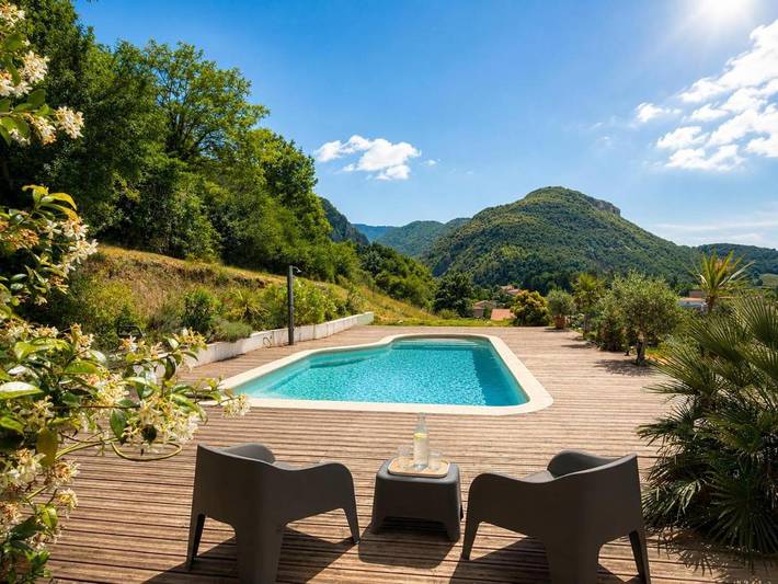 Appartement de vacances pour 2 personnes, avec Balcon et Terrasse ainsi que Jardin et Piscine