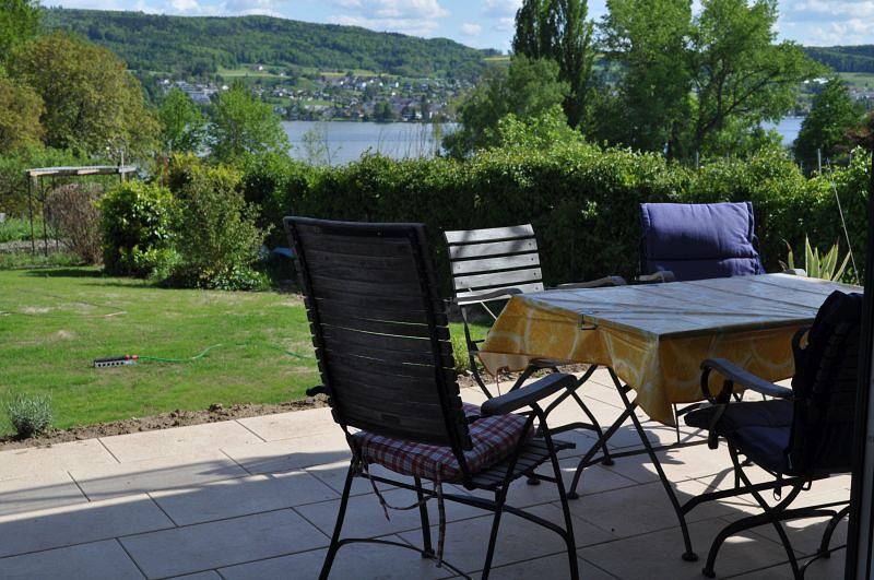 Ganze Ferienwohnung, Ferienwohnung "Im Bänkle" - 4-Zimmer-Fewo mit Terrasse, 2 Balkonen und Seesicht in Gaienhofen, Untersee