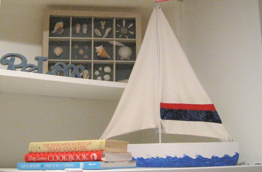 Ganze Wohnung, Padre Island Condo, W / Beach nur einen kurzen Spaziergang entfernt - viele Annehmlichkeiten! in North Padre Island, Corpus Christi