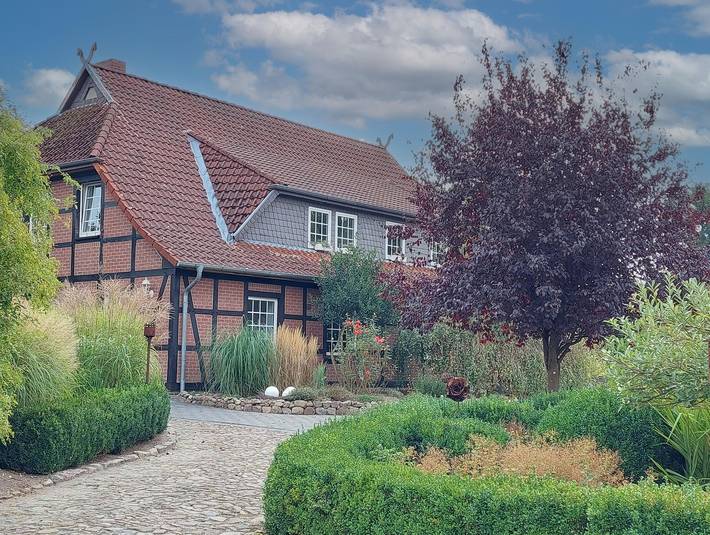 Ferienwohnung für 5 Personen, mit Balkon und Garten in der Lüneburger Heide
