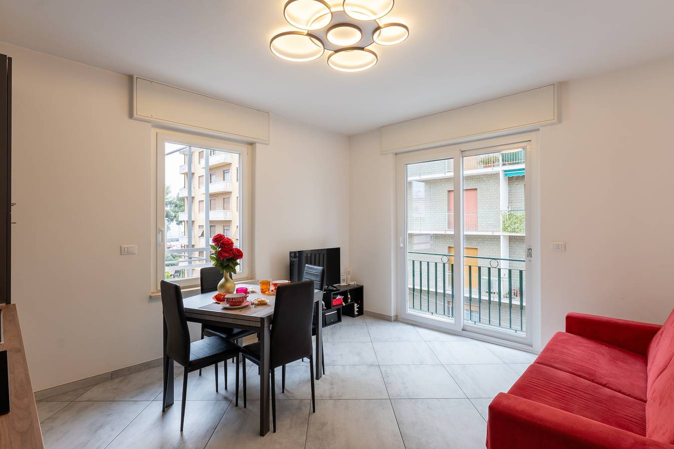 Appartamento intero, Casa Daniele Vista Mare - Sanremo fronte mare con balcone, aria condizionata e Wi-Fi in Sanremo, Comune di Sanremo