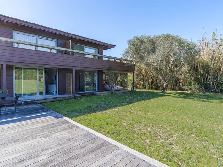 Gîte pour 4 personnes, avec terrasse et jardin ainsi que piscine et vue, animaux acceptés à Bonifacio - 2