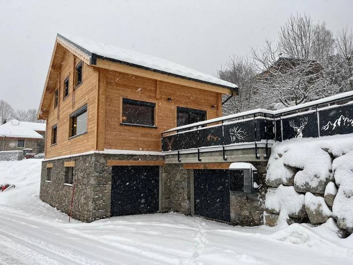 Gîte pour 12 personnes, avec sauna et vue à Saint-Martin-sur-la-Chambre