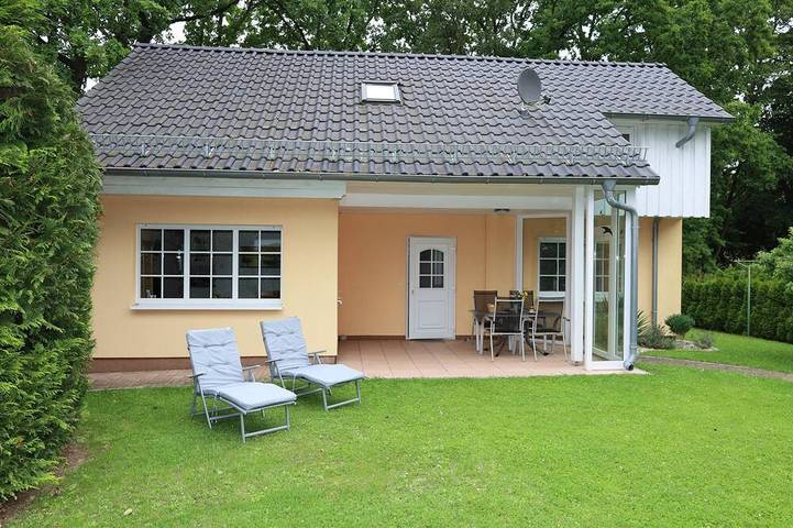 Ferienhaus für 4 Personen, mit Garten, mit Haustier in Zirkow