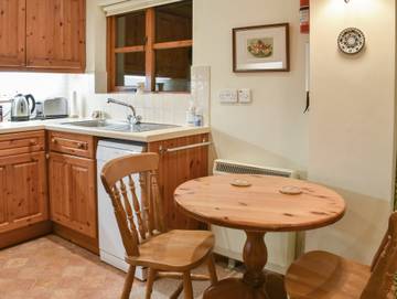 Cottage for 2 People in West Sussex, Photo 3