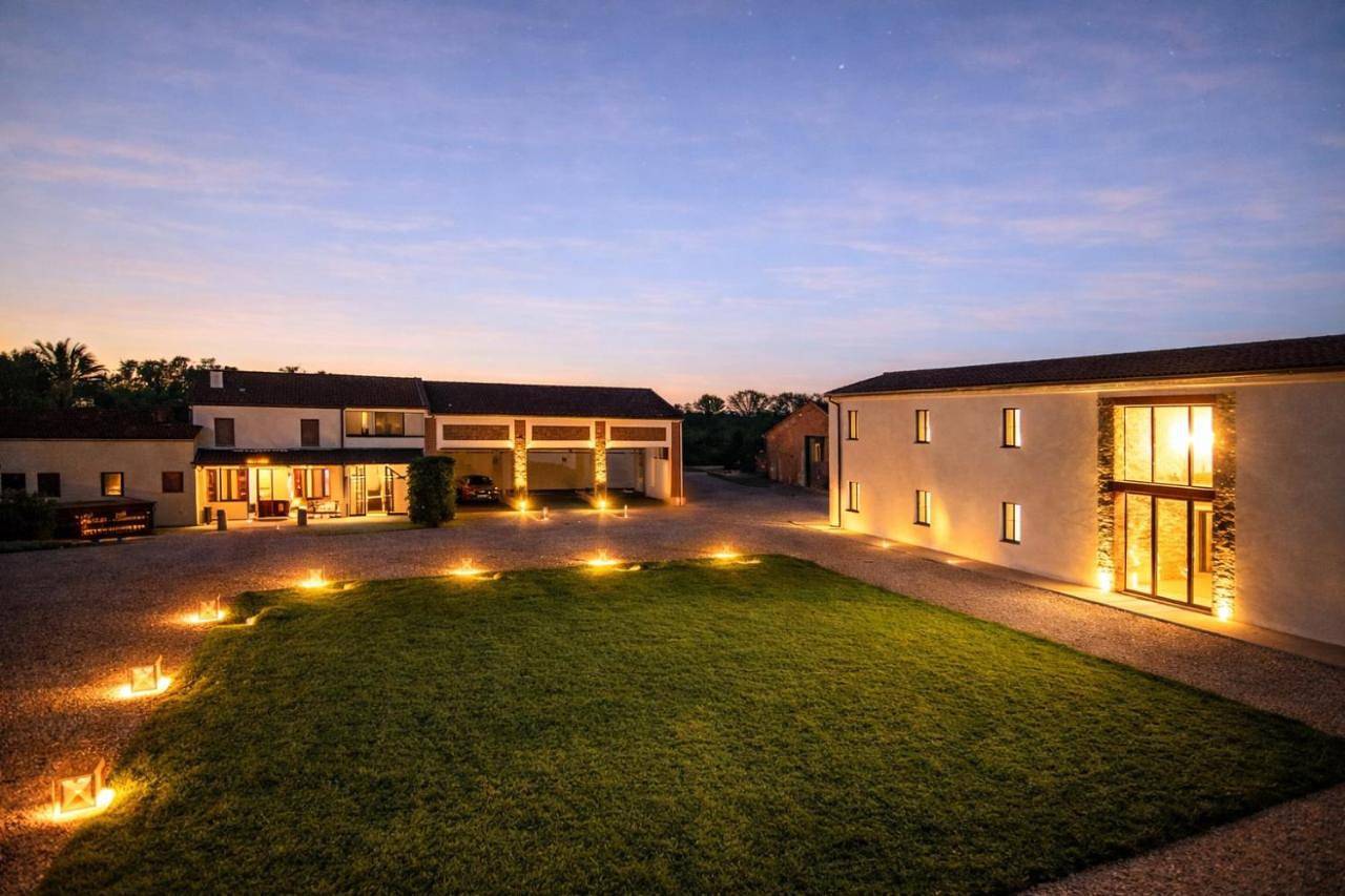 King Suite with Spa Bath in Mantua, Mantua Provinz