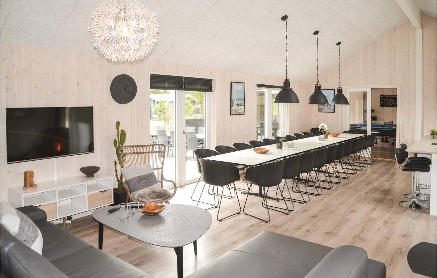 Ferienhaus für 24 Personen mit Pool in Henne, Filsø See