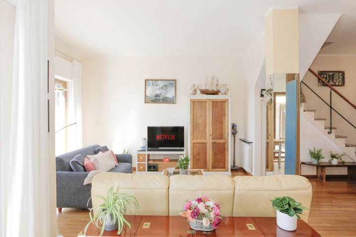 Gîte pour 6 personnes, avec Balcon/Terrasse ainsi que Jardin et Sauna à Sori - 3