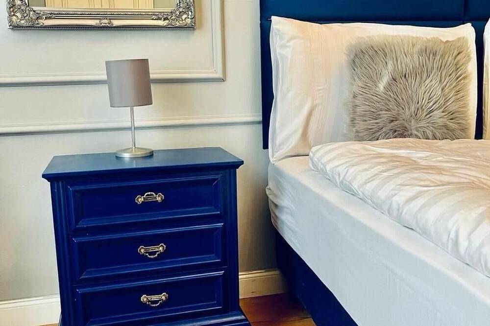 Ganze Wohnung, Elegant Suite in the Historic Heart of Lavis - Palace of 1472 in Lavis, Fleimstaler Alpen