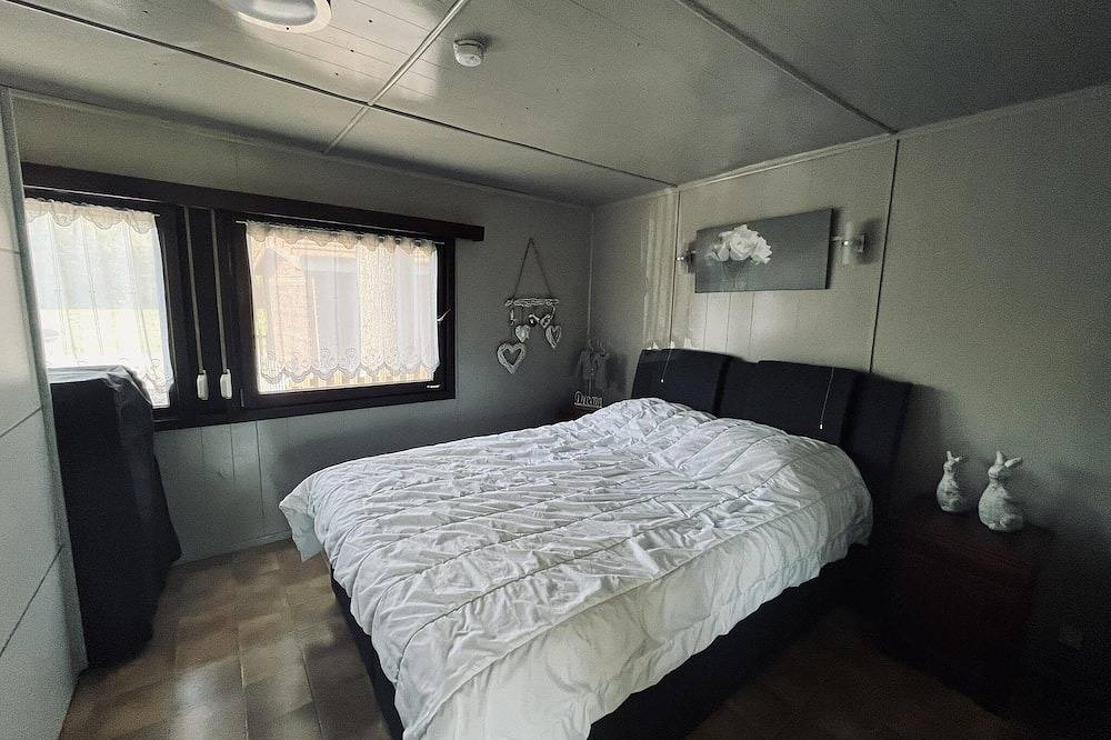 Modernes Chalet direkt am Wasser in Geel, Antwerpen und Umgebung