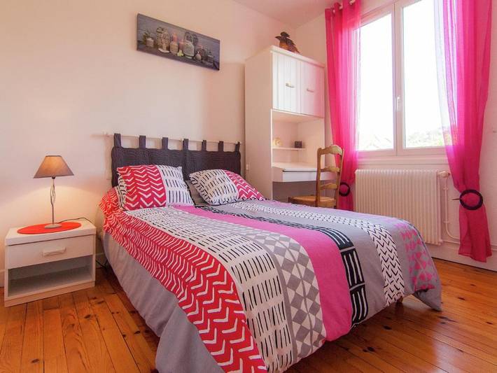 Location de vacances pour 4 personnes, avec piscine et jardin à Malemort-sur-Corrèze - 4