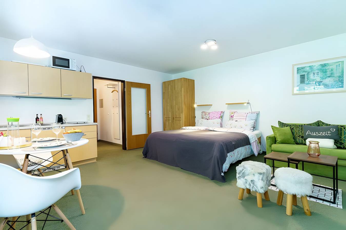 Ganzes Studio, Panorama Waldblick, 30qm, 1 Wohn-/Schlafzimmer, max. 3 Personen in Wasserburg (Bodensee), Bayerisch Schwaben