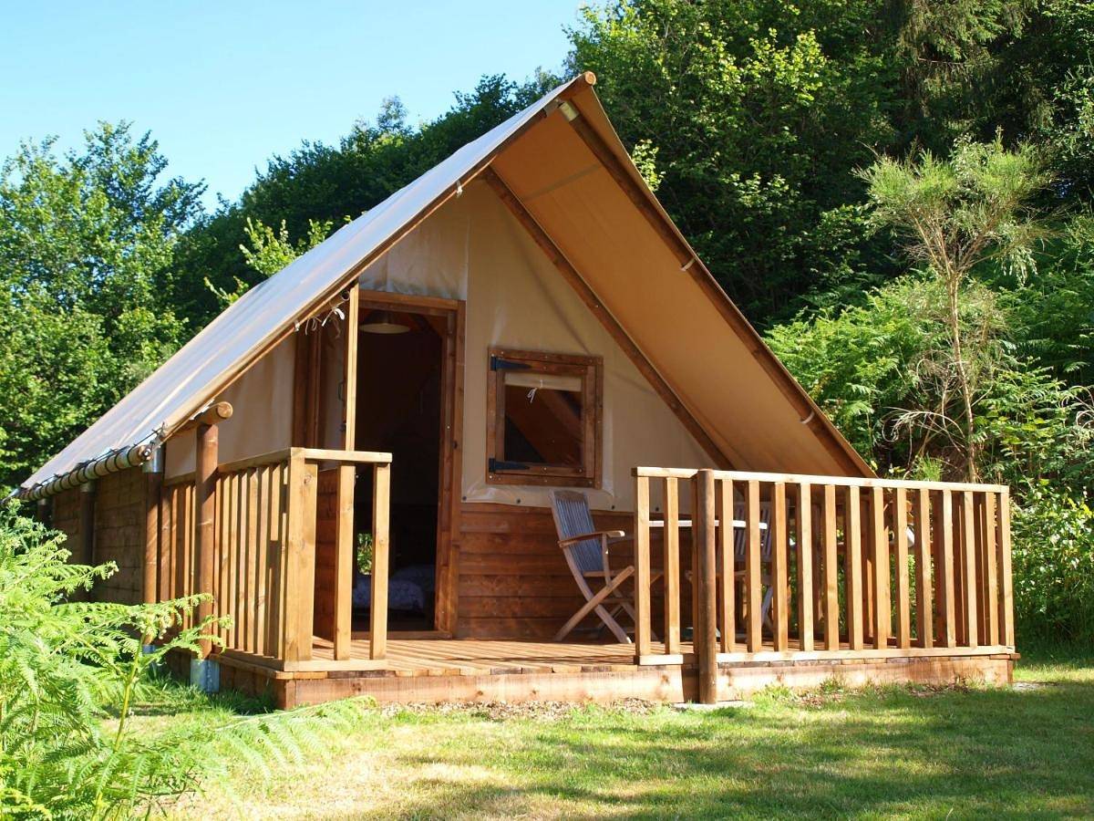 Two-Bedroom Chalet in Saint-Dizier-Masbaraud, Région de Guéret