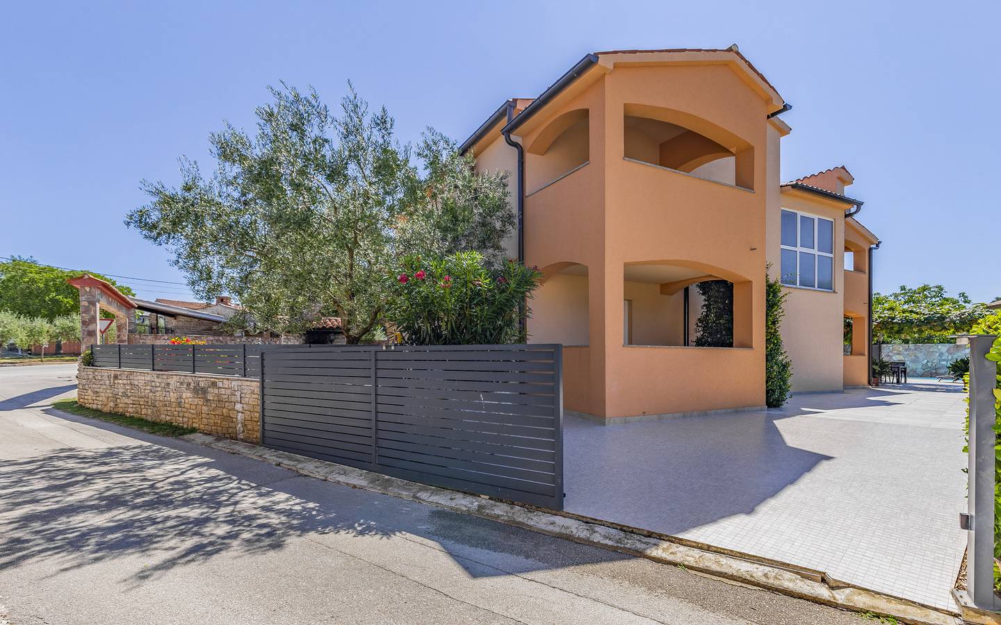 Villa für 13 Personen mit Balkon in Grad Vodnjan, Südküste Istrien