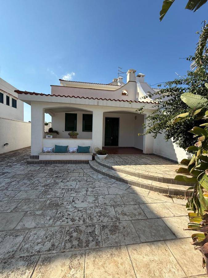 Villa De Simone in Campomarino di Maruggio, Campomarino (Pouilles)