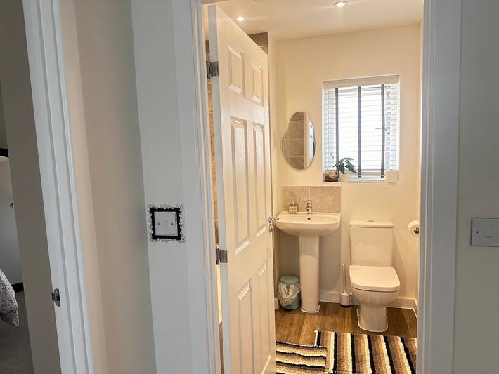 4 Bed House - Sleeps 7 - Pets - Parking - Wifi in Wolverhampton, Région de Birmingham