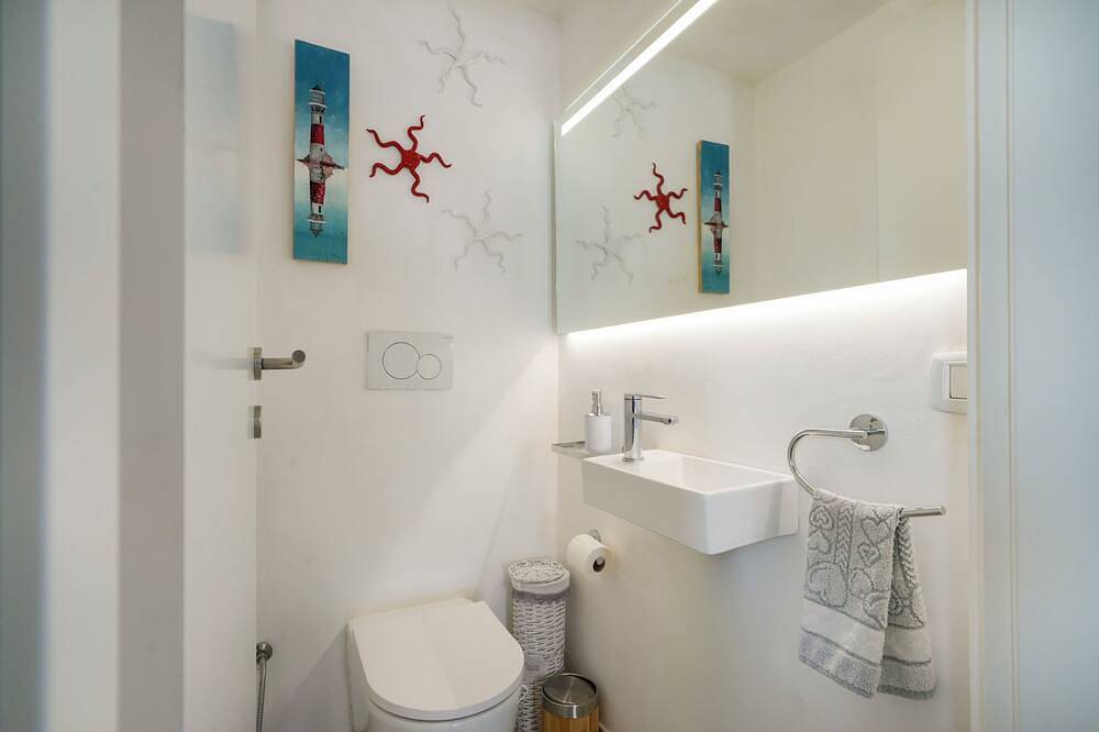 Villa Alba Beach House 5 minutes from the sea in Marina di Lizzano, Lizzano (disambigua)