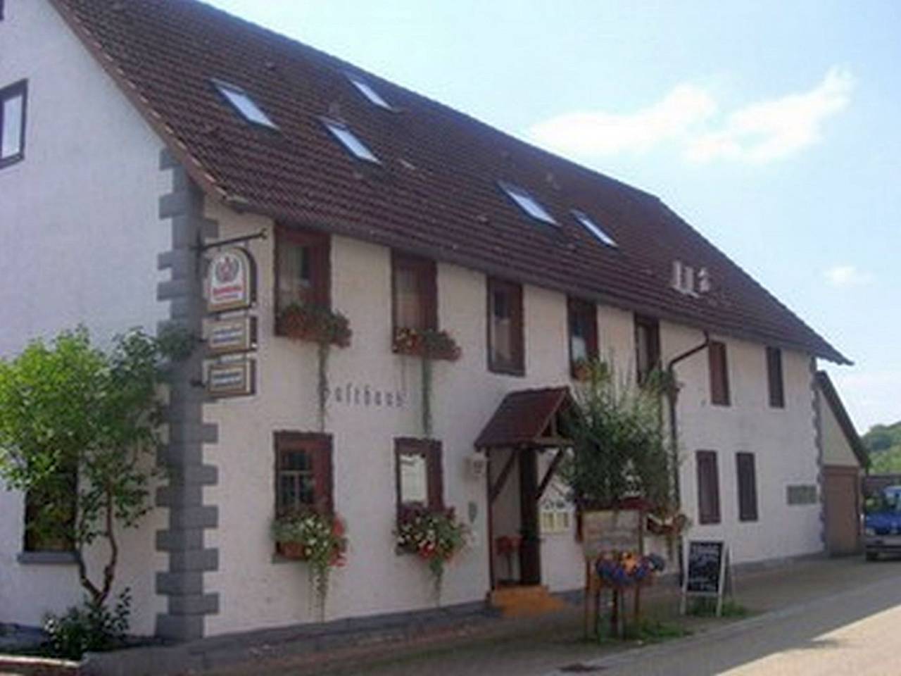 Naturparkhotel & Landgasthof - Doppelzimmer Komfort mit Dusche und Wc in Sachsenheim, Kraichgau