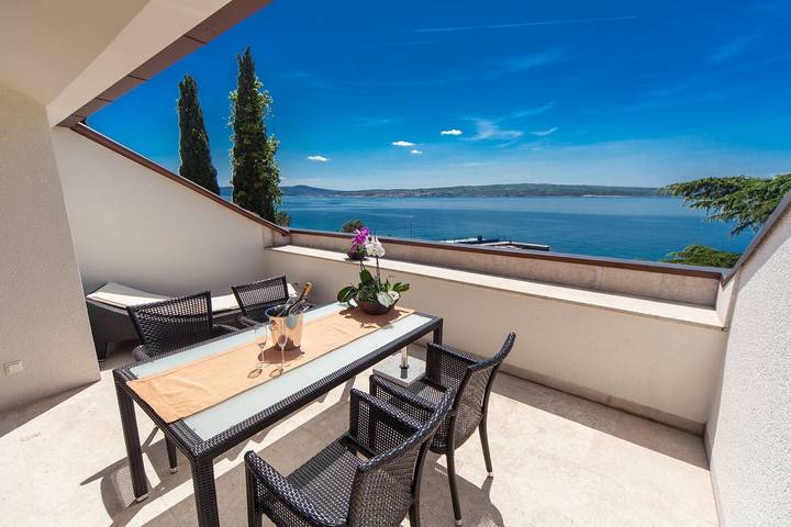 Ferienwohnung für 4 Personen, mit Balkon, kinderfreundlich in Crikvenica