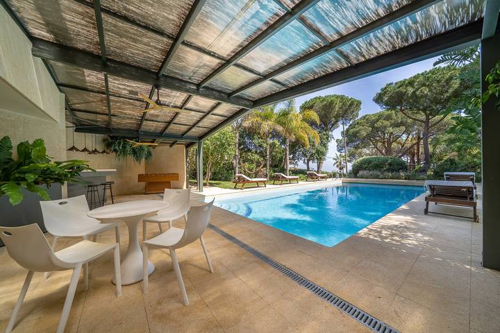 Location de vacances pour 12 personnes, avec Balcon ainsi que Terrasse et Jardin à Cabrils - 2