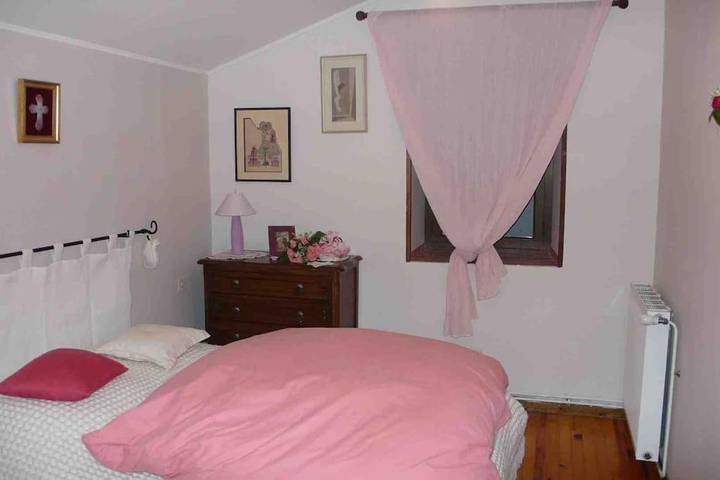 Location de vacances pour 9 personnes, avec jardin à Antraigues-sur-Volane - 4