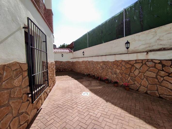 Casa rural para 6 personas, con vistas y jardín en Comarca de Guadix - 3