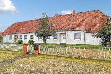 Ferienwohnung für 6 Personen, mit Garten und Terrasse in Wredenhagen