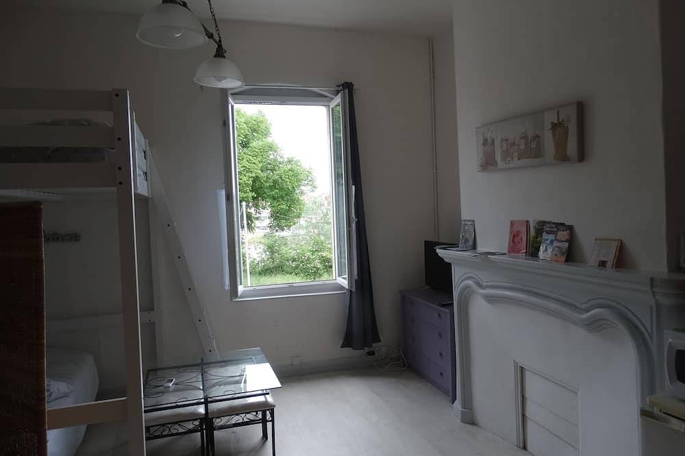 Appartement entier, Studio au pied de la Dordogne in Bergerac, Périgord Pourpre