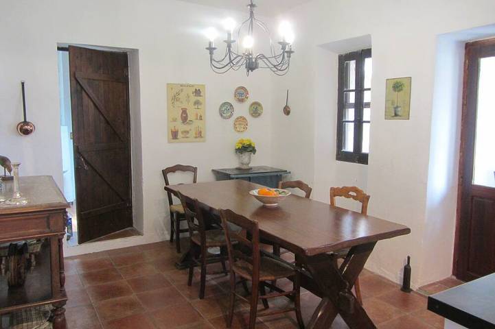 Gîte pour 5 personnes, avec balcon à Paziols