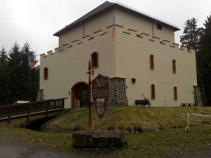 Ferienwohnung für 3 Personen, mit Terrasse und Garten
