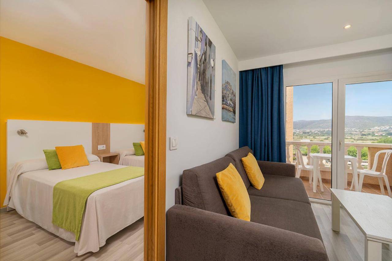 Aparthotel Acuasol in Peñíscola, Costa del Azahar