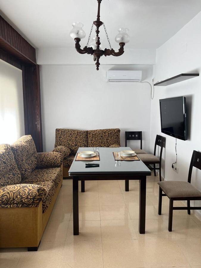 Gîte pour 4 personnes à Lora del Río - 2