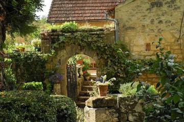 Gîte pour 6 personnes, avec terrasse et jardin à Groléjac