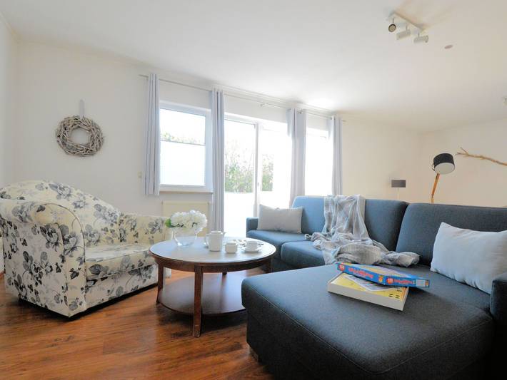 Ferienhaus für 4 Personen, mit Garten und Terrasse in Zirkow - 2