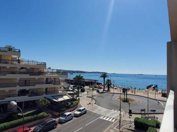 Gîte pour 5 personnes, avec balcon dans Plage Republique Frejus