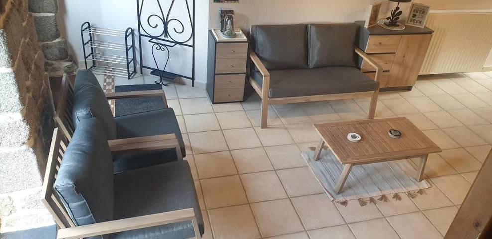 Location de vacances pour 6 personnes, avec jardin, adapté aux familles à Saint-Georges-de-Reintembault - 4