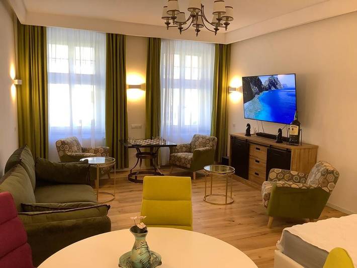 Apartament wakacyjny dla 4 osób, z balkon i widok w Sybin