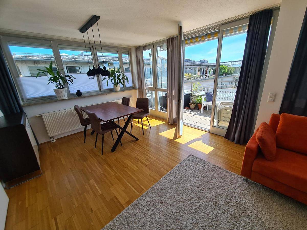 Ganze Wohnung, Ridler! Theresienwiese Oktoberfest, parking & rooftop terraces 2 room in München Schwanthalerhöhe, München