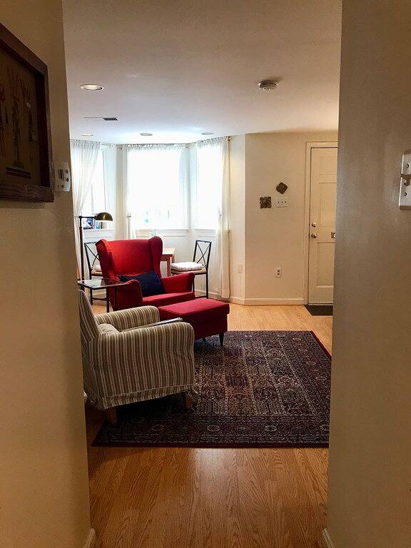 Apartment for 4 people, with yard in Washington D.C.
