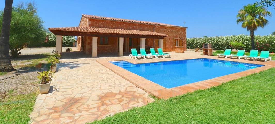 Casa rural para 8 personas, con Jardín en Campos - 2