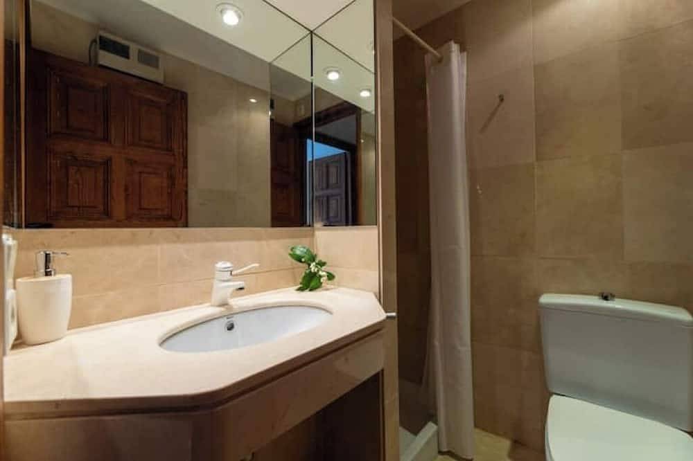 Encantadora villa mediterránea con piscina cerca de Bcn in Arenys de Munt, Costa del Maresme