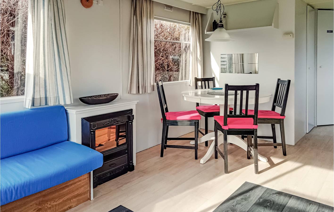 Mobile Home for 4 people with garden in Franekeradeel, North Sea Netherlands