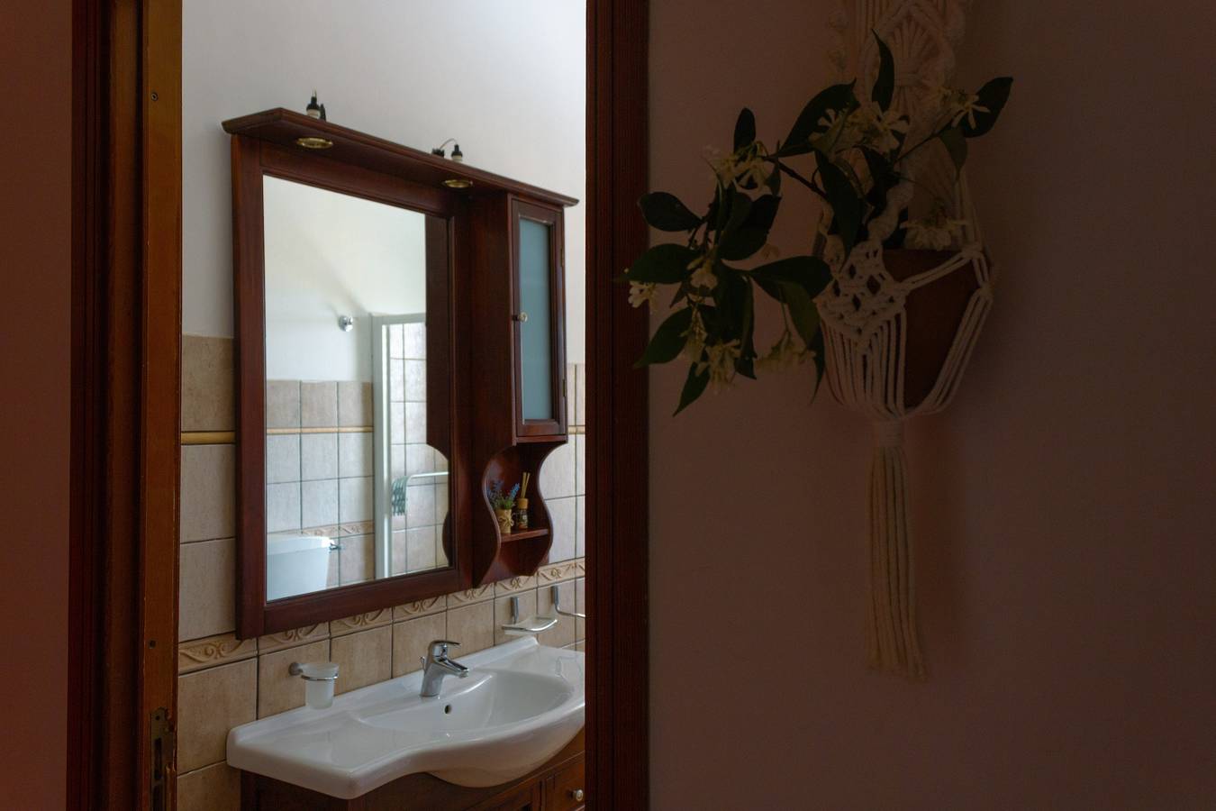Vbeb Macrame Rooms Agrigento 'Double Room with External Bathroom' with Balcony, Wi-Fi and Air Conditioning in San Leone, Agrigento Province