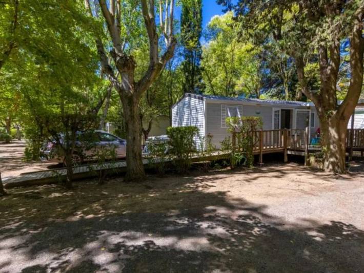 Casa rodante para 5 personas, con terraza y piscina, Se admiten mascotas en Mont Blanc